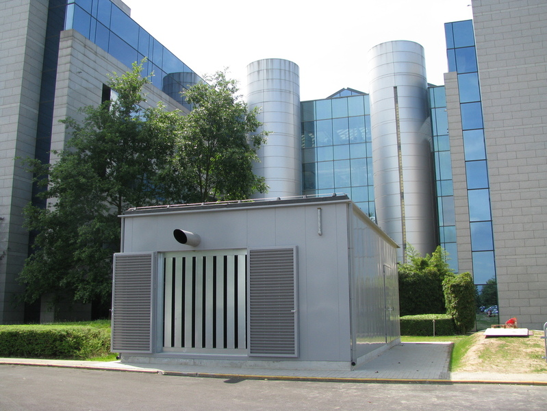 afb023.jpg
